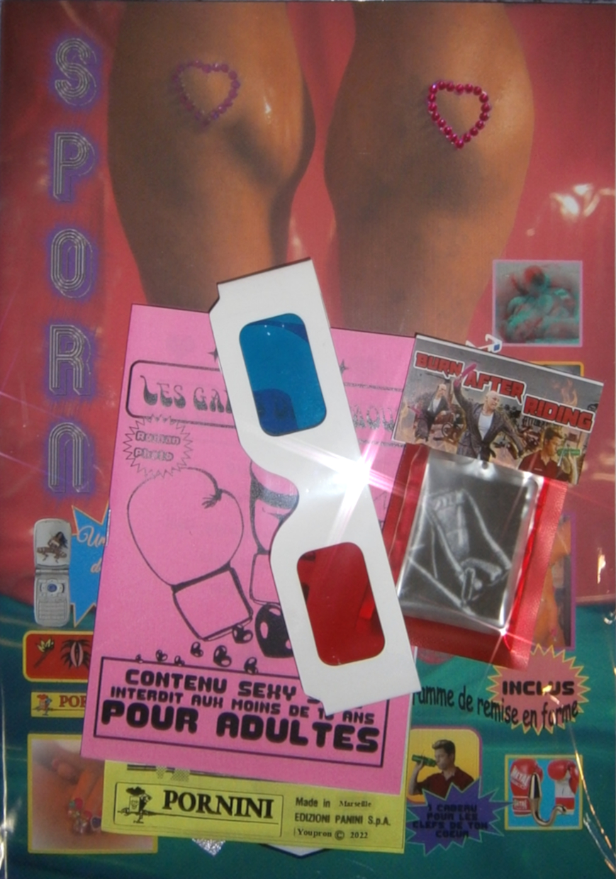 Couverture du numéro 6 en forme de pochette surprise avec des goodies.